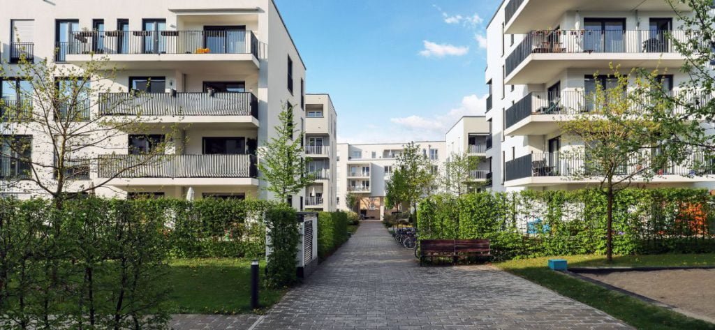 benefits of buying a corner block of land